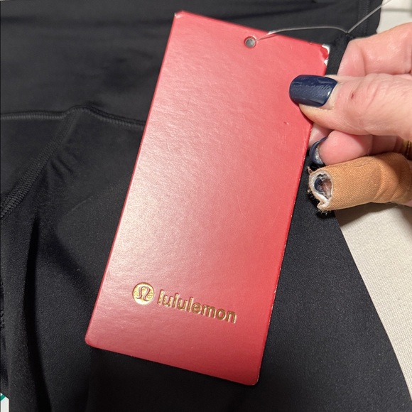 Lululemon NWT Wunder MR Tight 28" Black and Gold Special Edition 2 - Picture 5 of 8